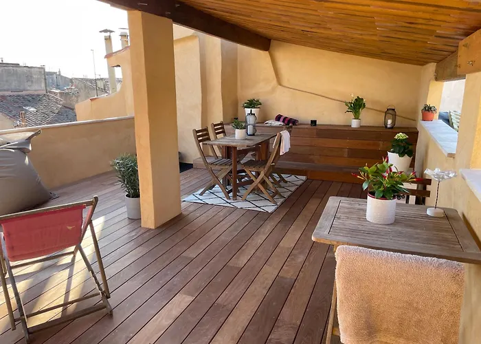 Le Pigeonnier - Un Voyage En Provence